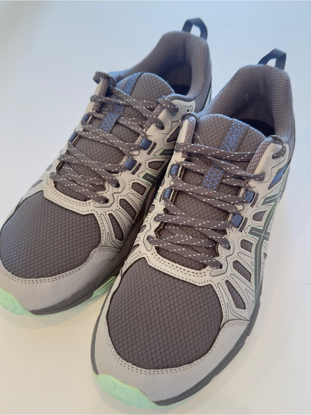 ASICS GEL-Venture 7 Women's Trail Running Shoes in Sheet Rock & Ice Mint Size 9
